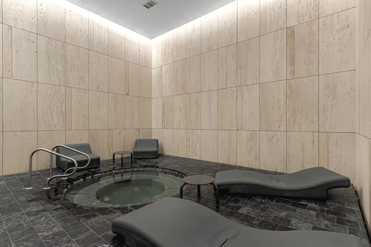 Jacuzzi